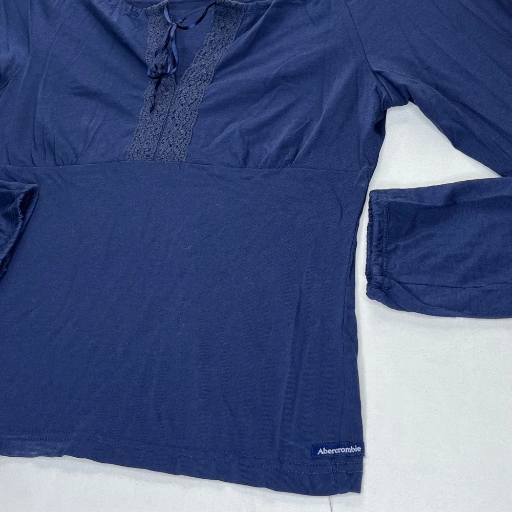 Abercrombie & Fitch Top Womens Medium Blue Cotton Crochet Lace Long Sleeve Y2K